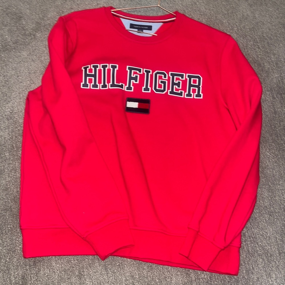 nwot tommy swear shirt
